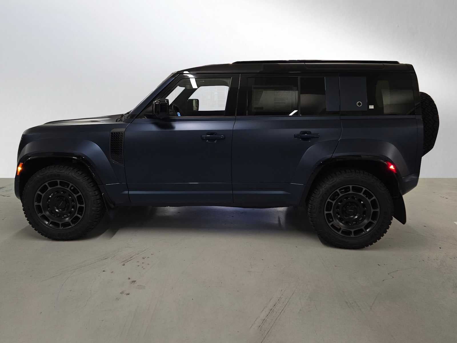 2026 Land Rover Defender OCTA 110 P635