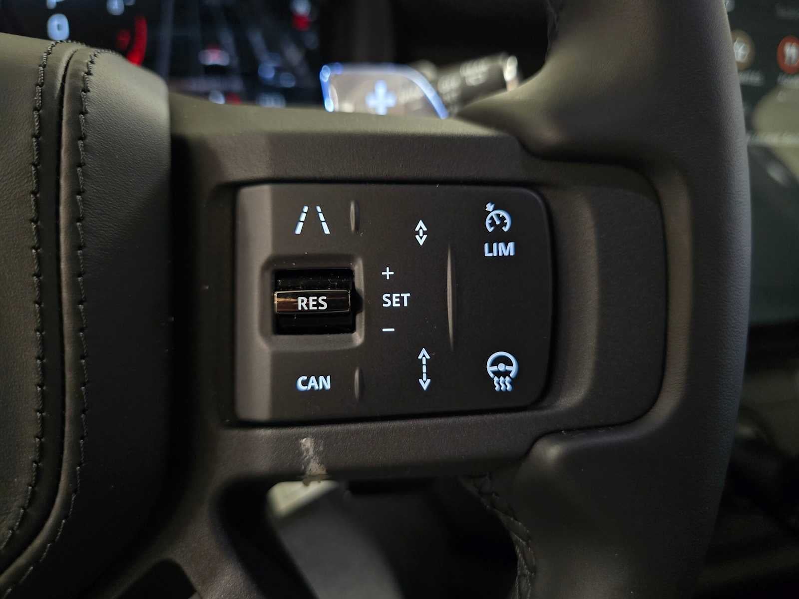 2026 Land Rover Defender OCTA 110 P635
