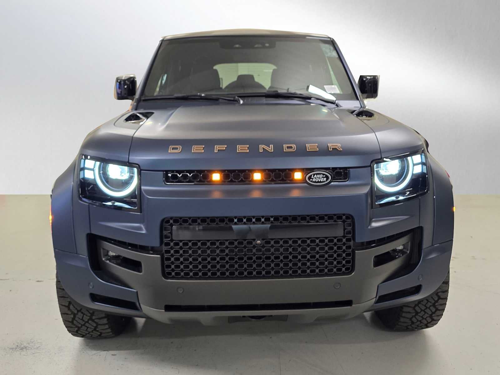 2026 Land Rover Defender OCTA 110 P635