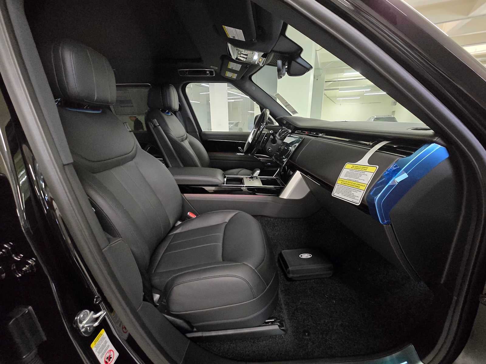 2026 Land Rover Range Rover SE