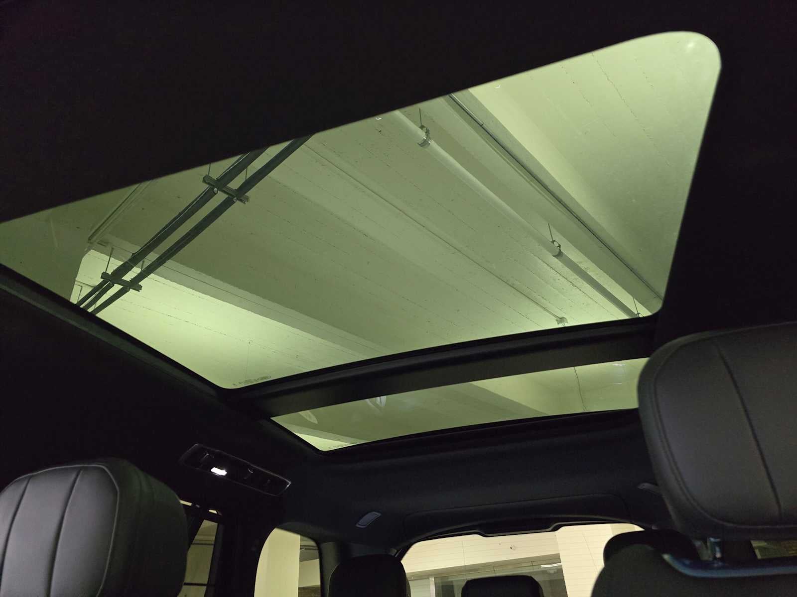 2026 Land Rover Range Rover SE