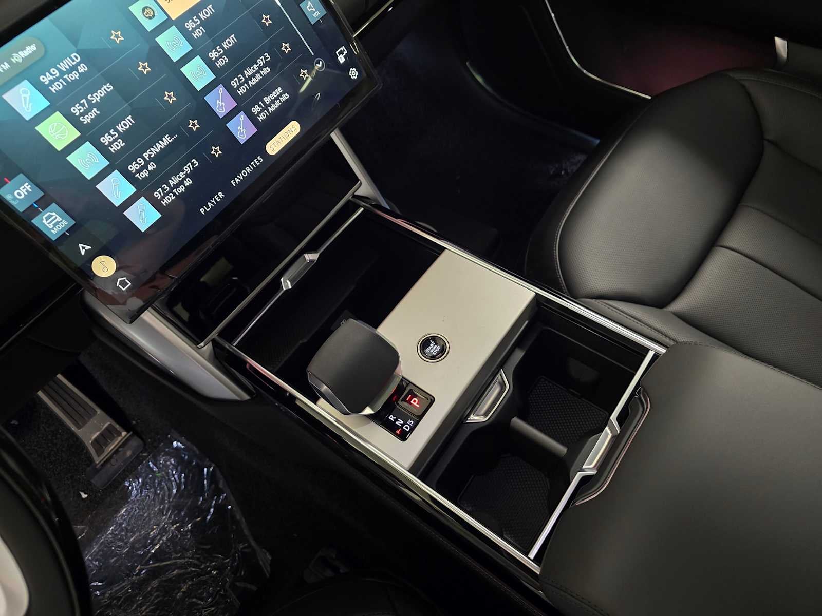 2026 Land Rover Range Rover SE