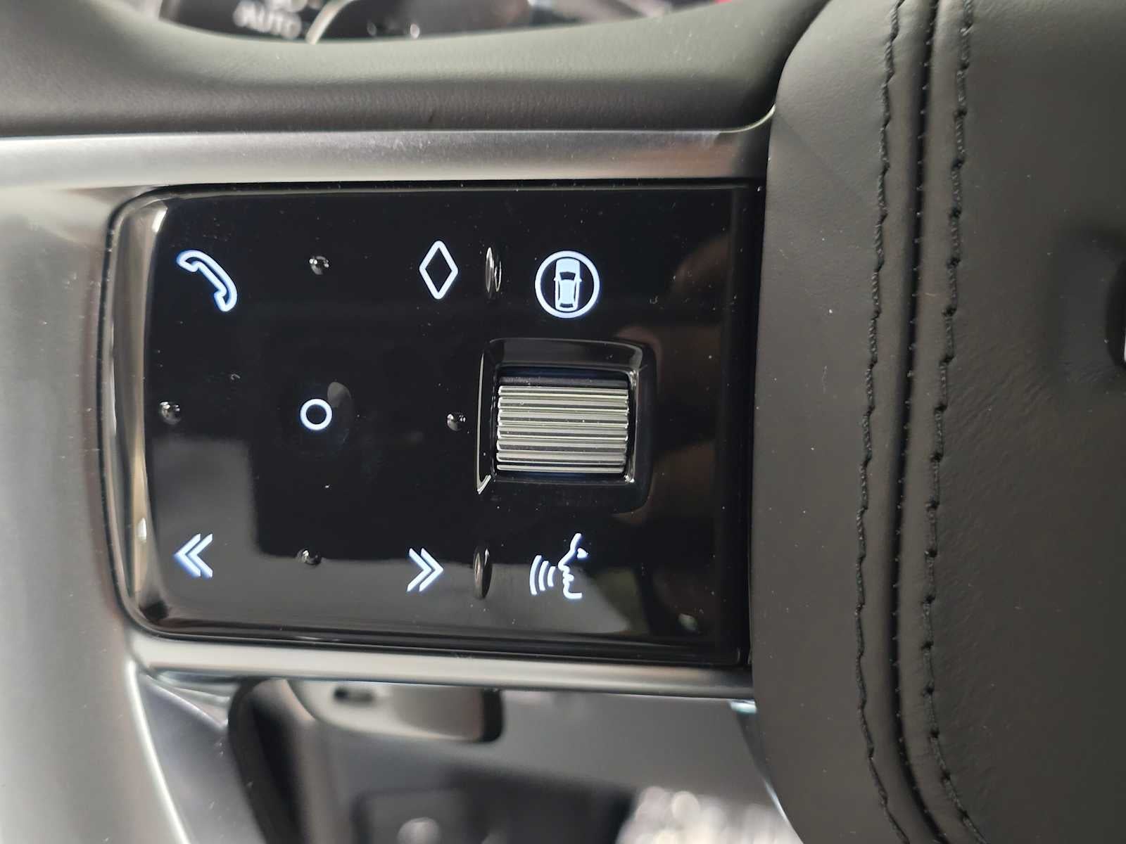 2026 Land Rover Range Rover SE