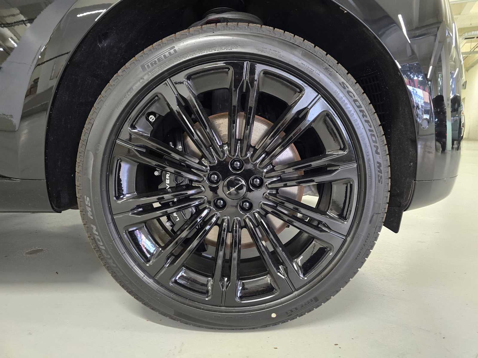 2026 Land Rover Range Rover SE