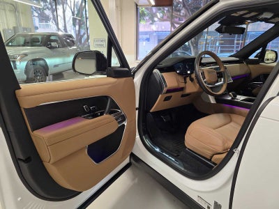 2026 Land Rover Range Rover SE