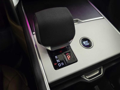 2026 Land Rover Range Rover SE