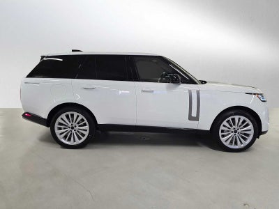 2026 Land Rover Range Rover SE