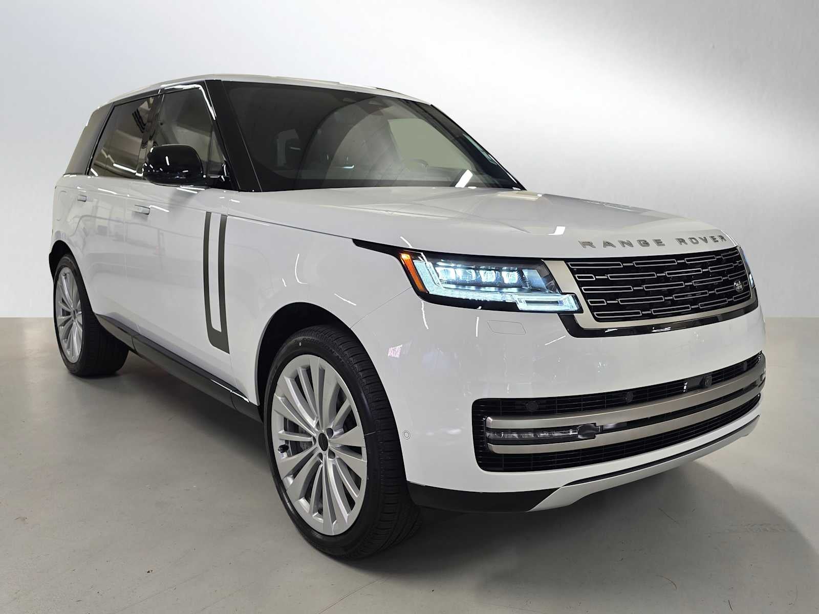 2026 Land Rover Range Rover SE