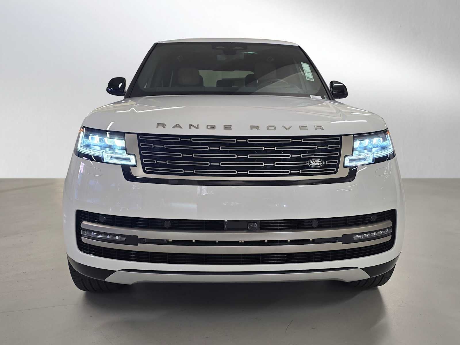 2026 Land Rover Range Rover SE