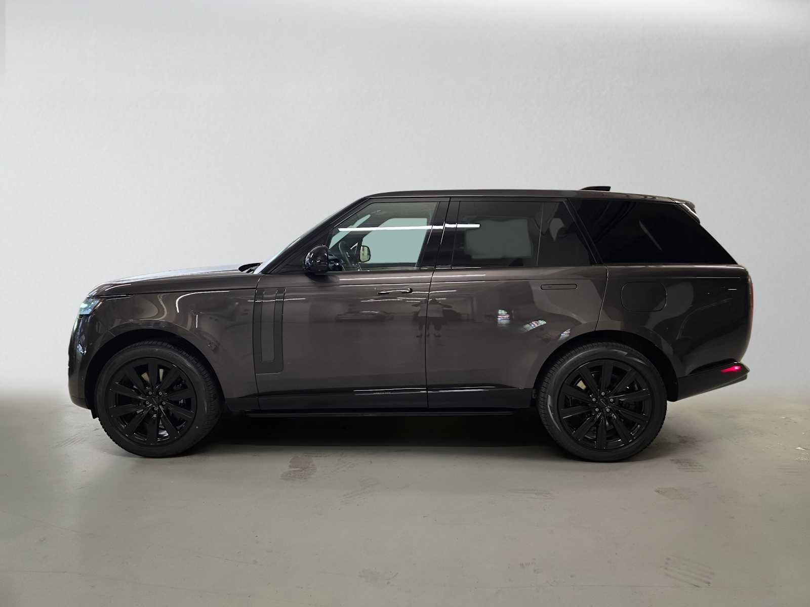2026 Land Rover Range Rover SE