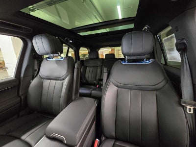 2026 Land Rover Range Rover SE