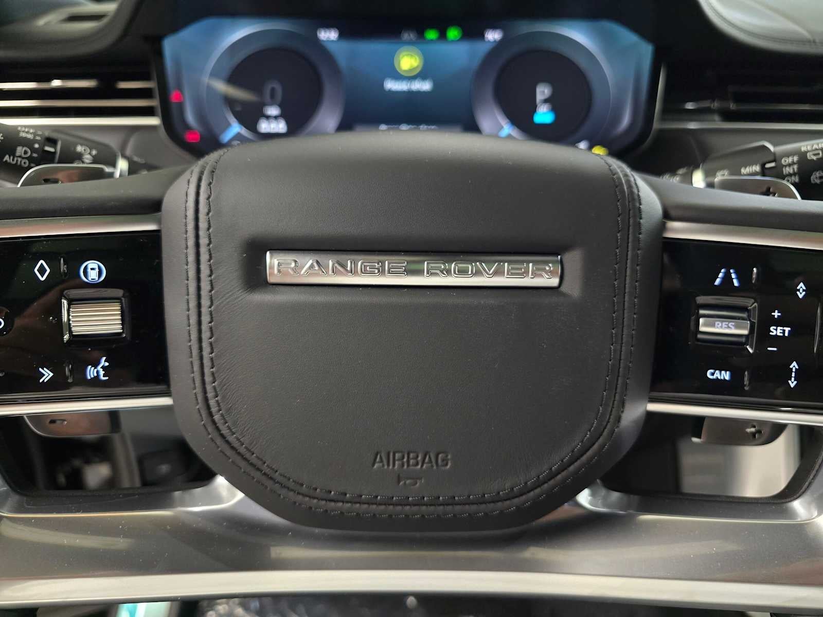 2026 Land Rover Range Rover SE