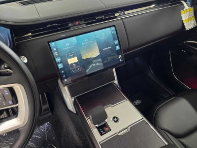 2026 Land Rover Range Rover SE