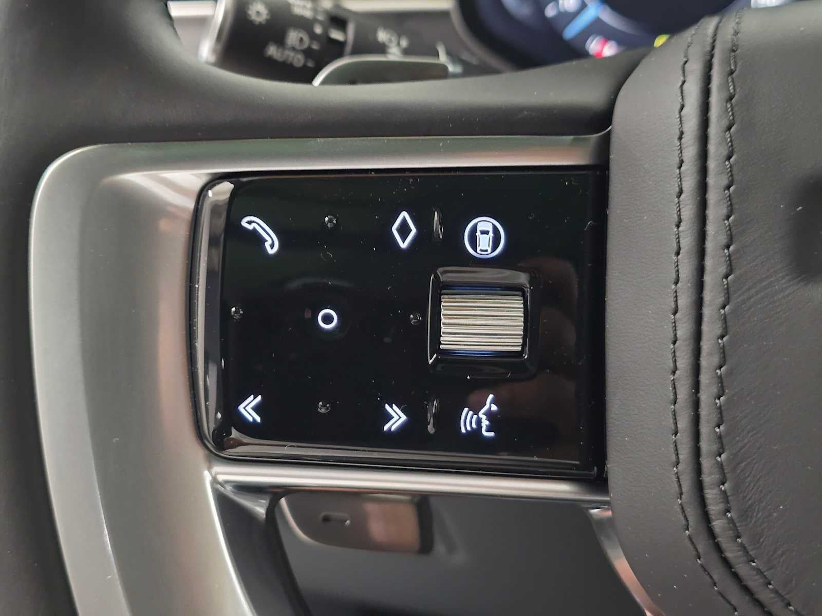 2026 Land Rover Range Rover SE