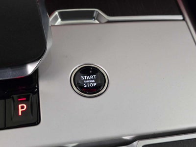 2026 Land Rover Range Rover SE