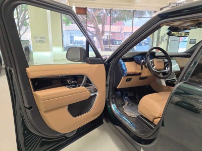 2026 Land Rover Range Rover SE