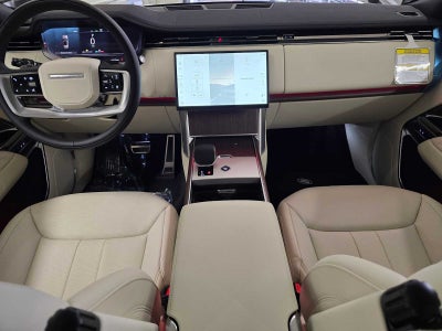 2026 Land Rover Range Rover SE