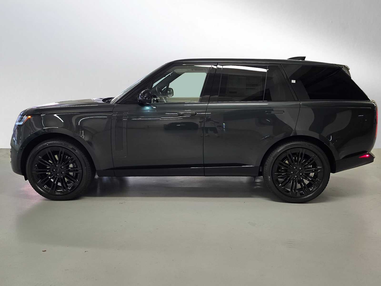 2026 Land Rover Range Rover SE