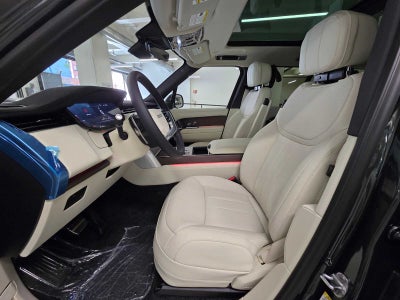 2026 Land Rover Range Rover SE