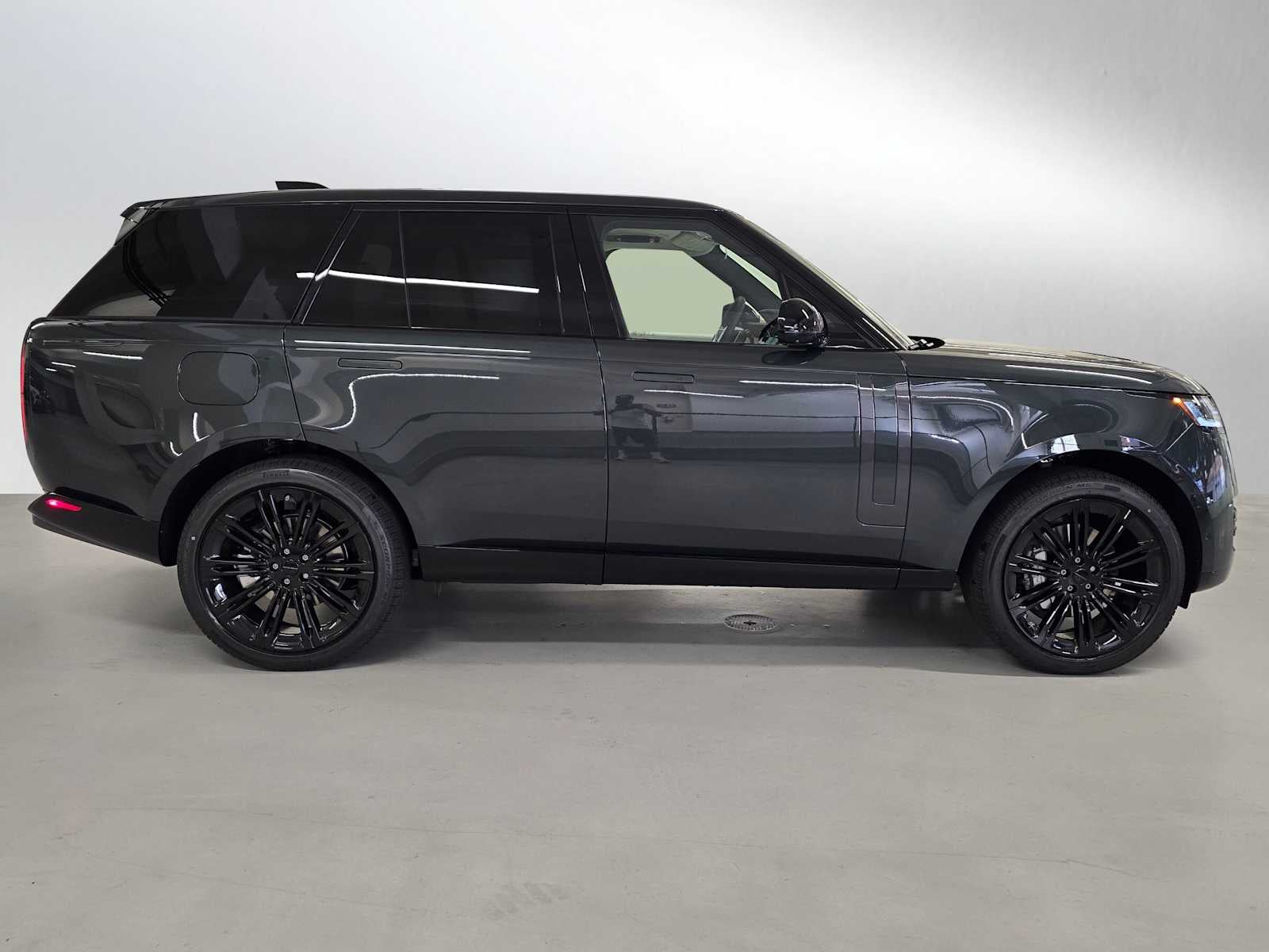 2026 Land Rover Range Rover SE