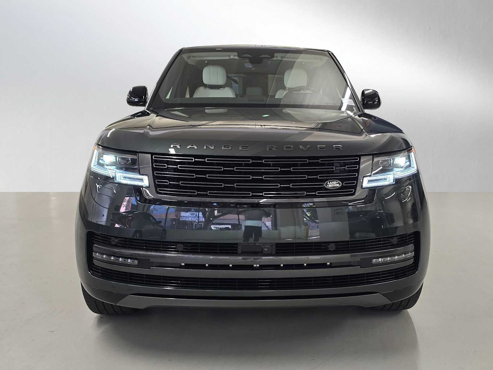 2026 Land Rover Range Rover SE