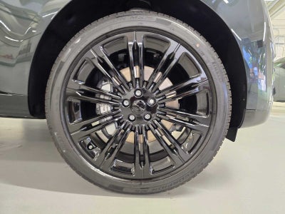 2026 Land Rover Range Rover SE