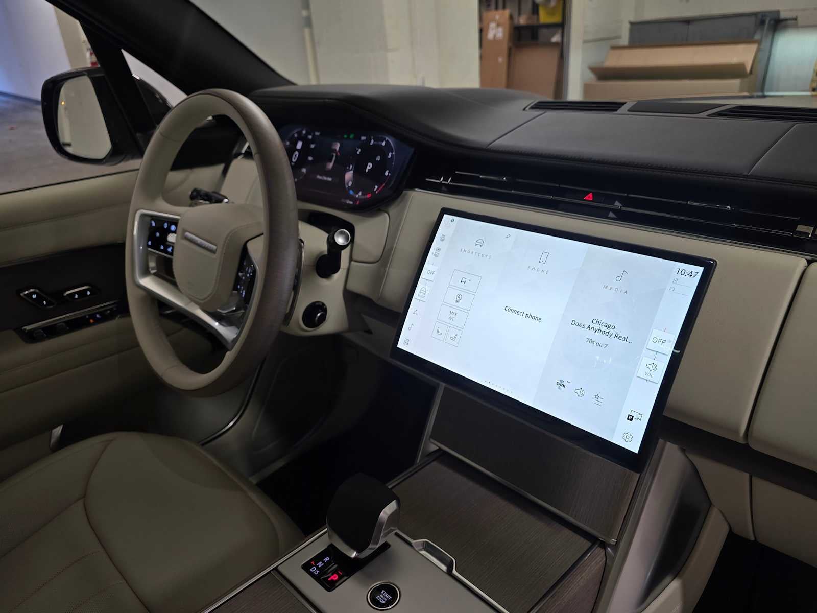 2026 Land Rover Range Rover SE