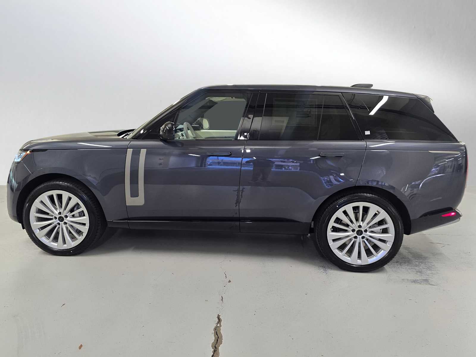 2026 Land Rover Range Rover SE
