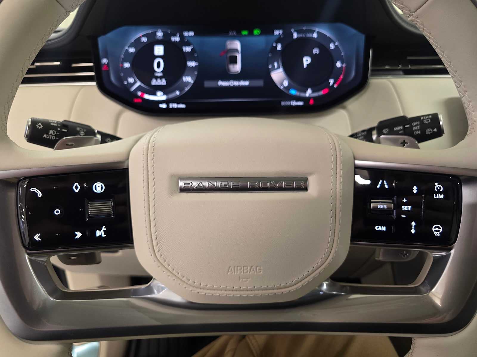 2026 Land Rover Range Rover SE