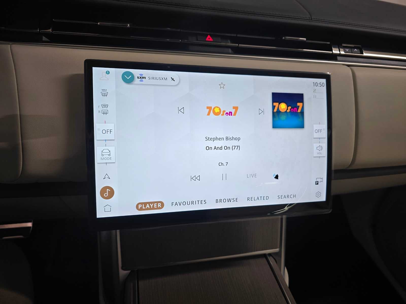 2026 Land Rover Range Rover SE