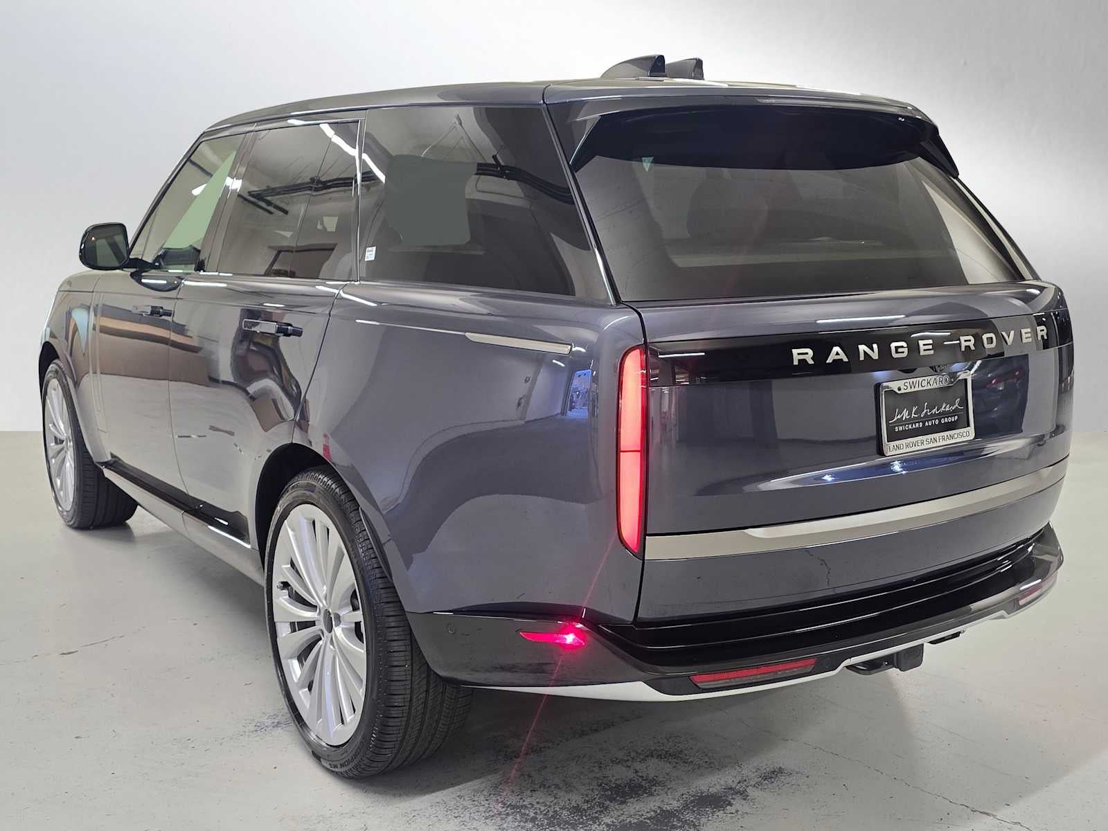 2026 Land Rover Range Rover SE