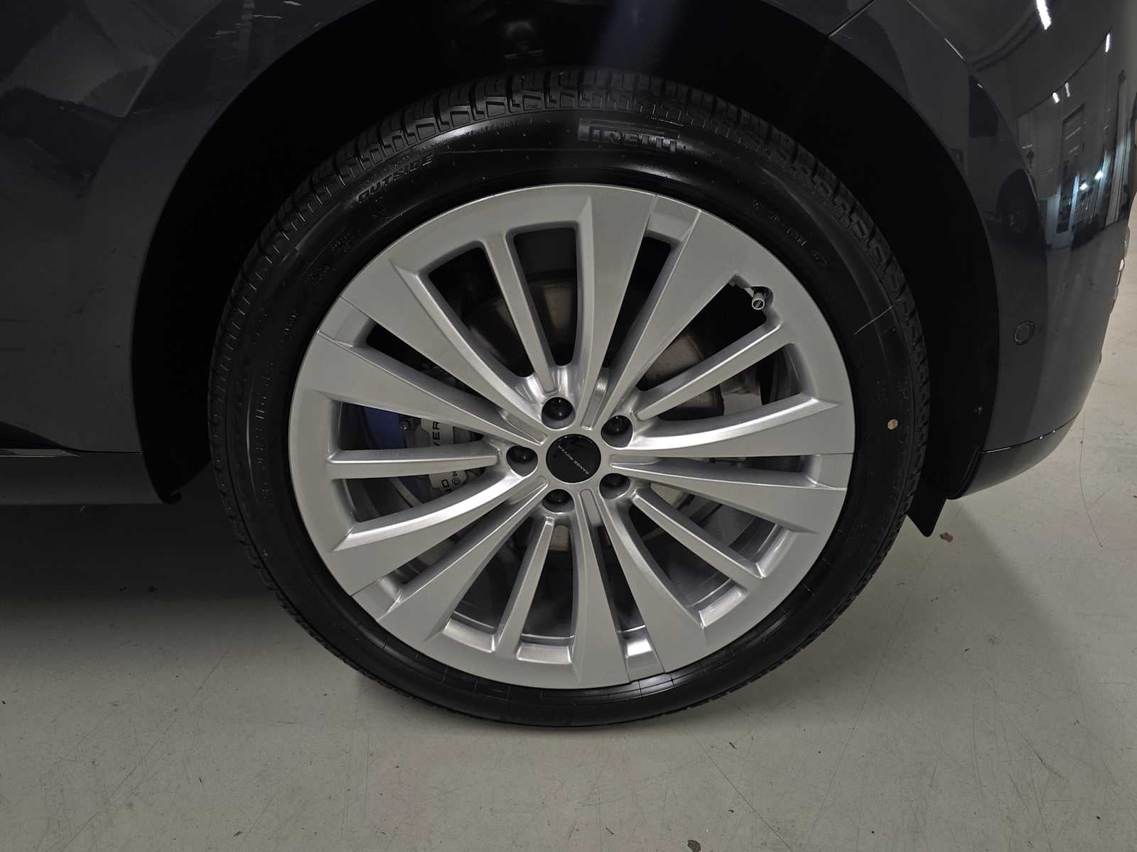 2026 Land Rover Range Rover SE