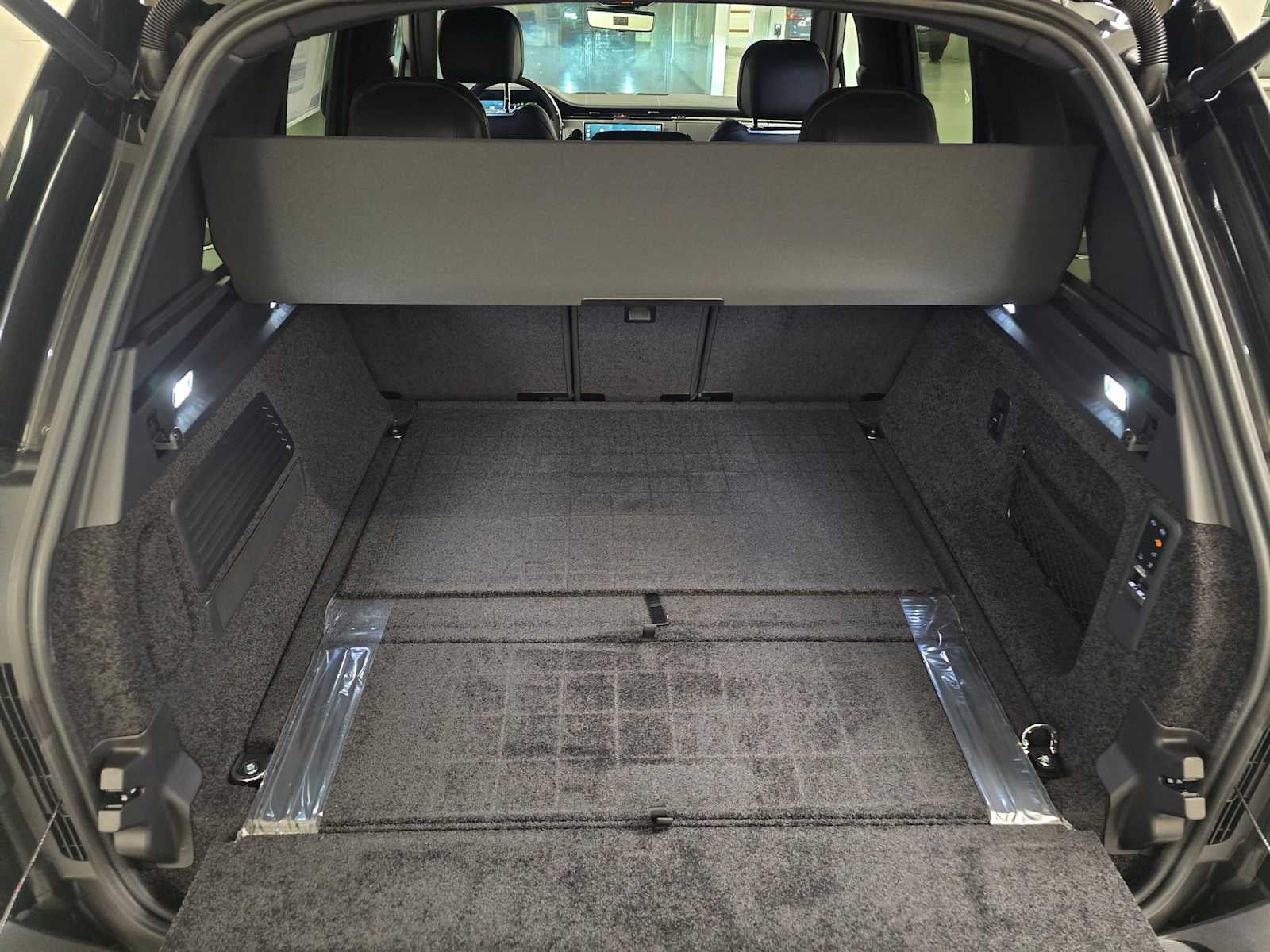 2026 Land Rover Range Rover SE