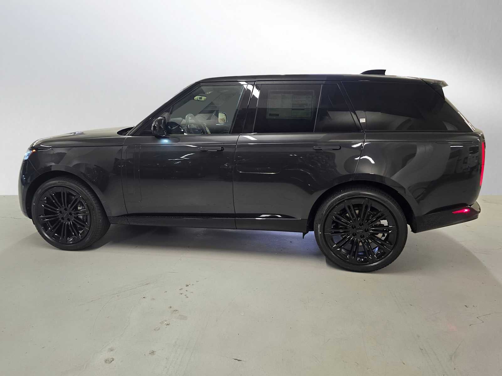 2026 Land Rover Range Rover SE