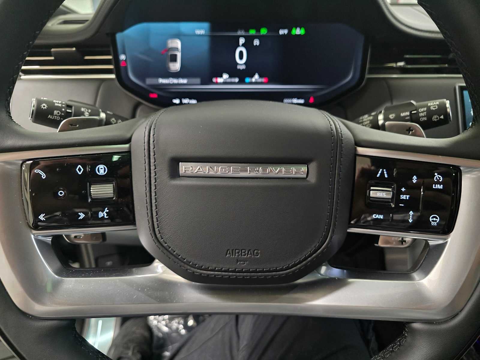 2026 Land Rover Range Rover SE