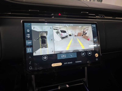 2026 Land Rover Range Rover SE