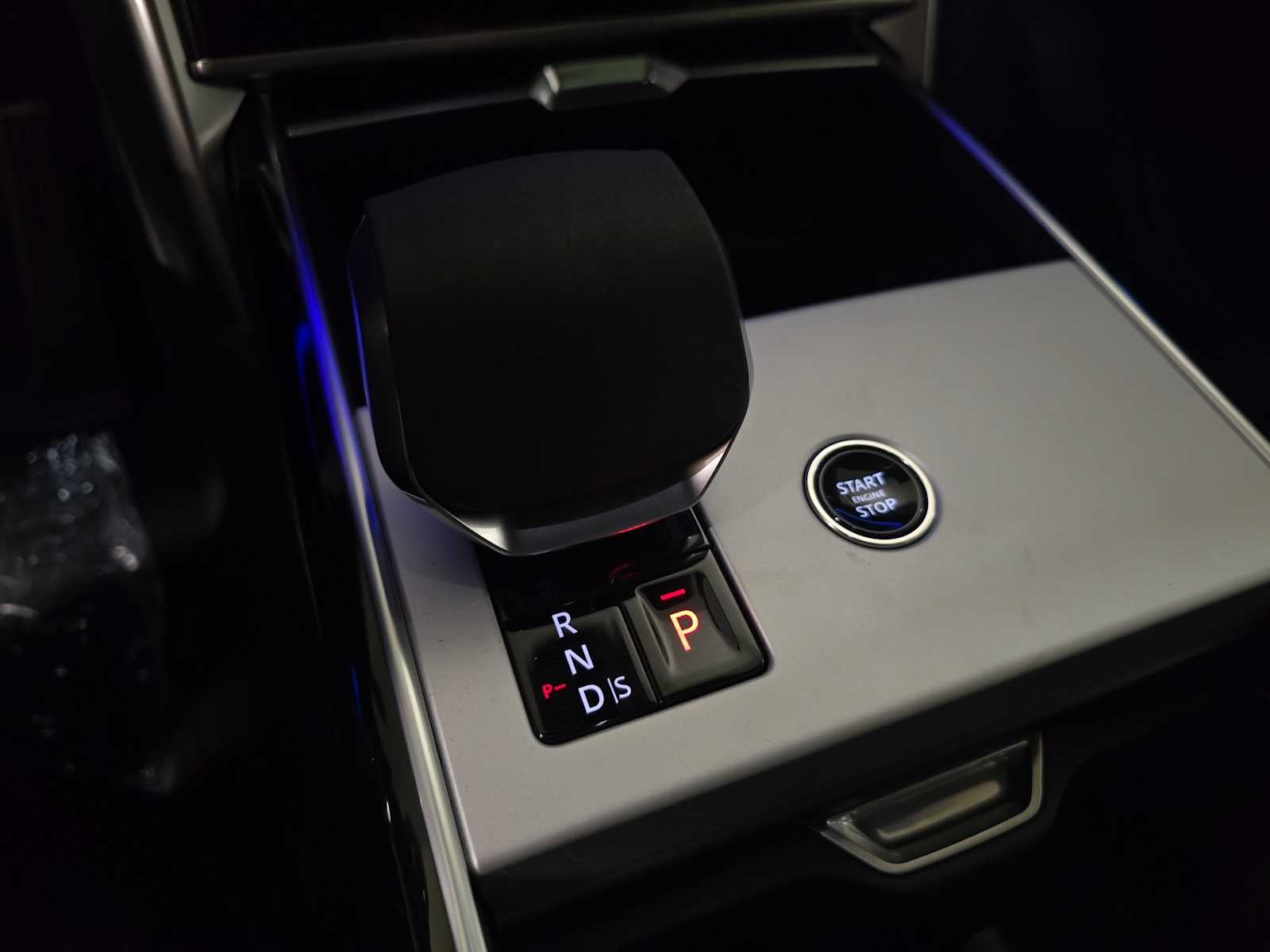 2026 Land Rover Range Rover SE