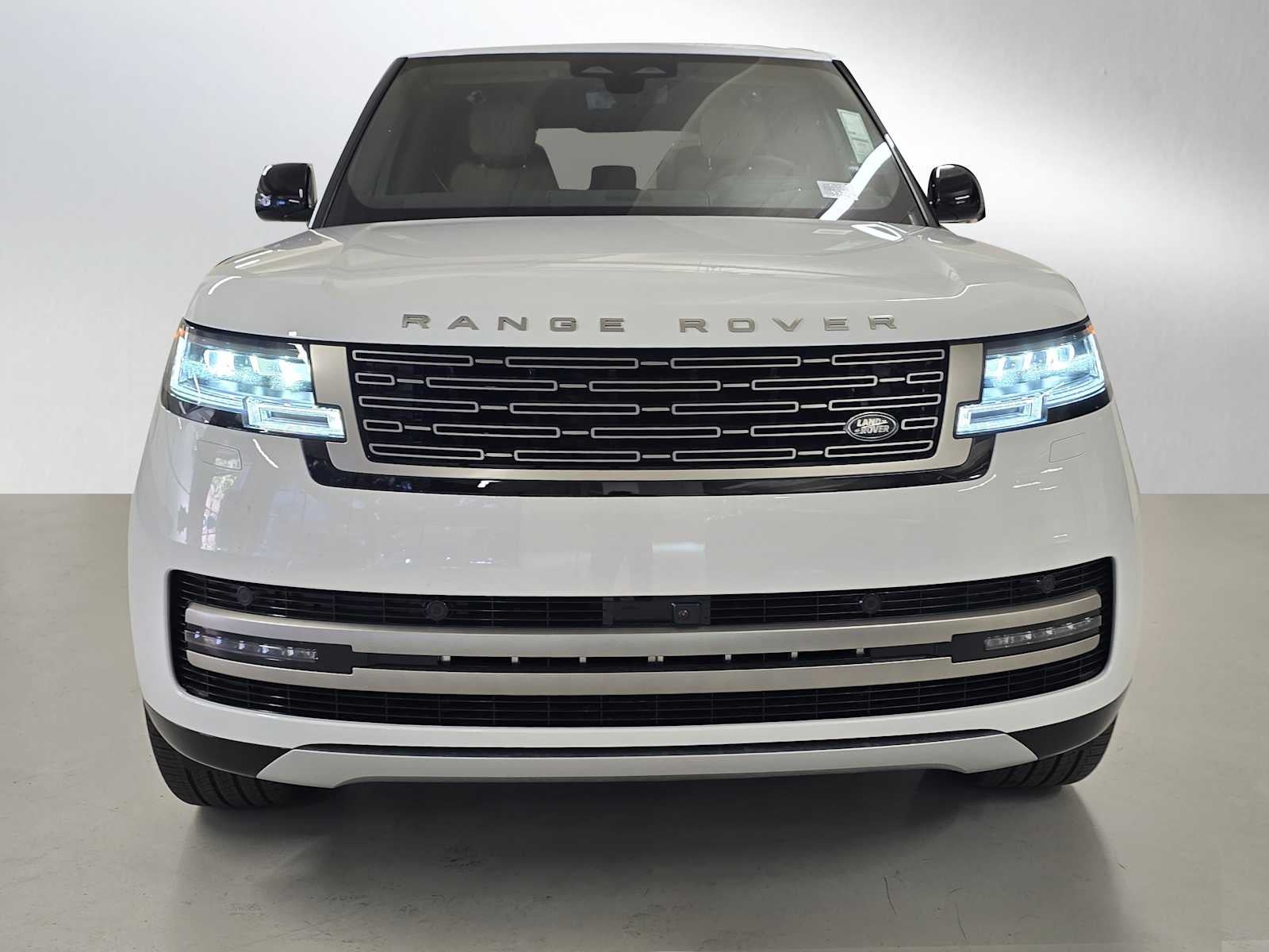 2026 Land Rover Range Rover SE