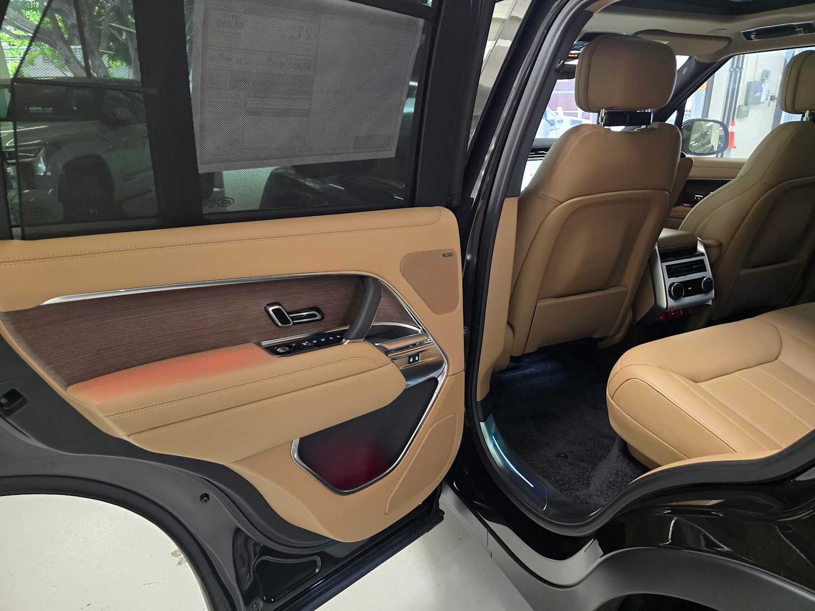 2026 Land Rover Range Rover SE