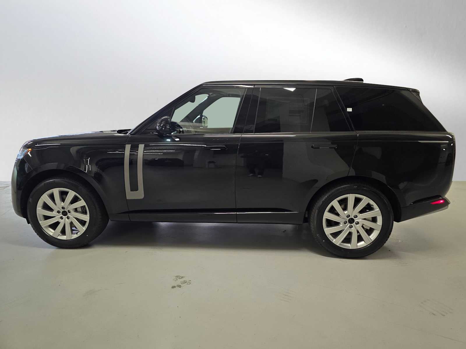 2026 Land Rover Range Rover SE