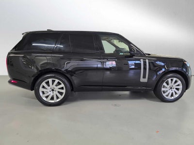 2026 Land Rover Range Rover SE