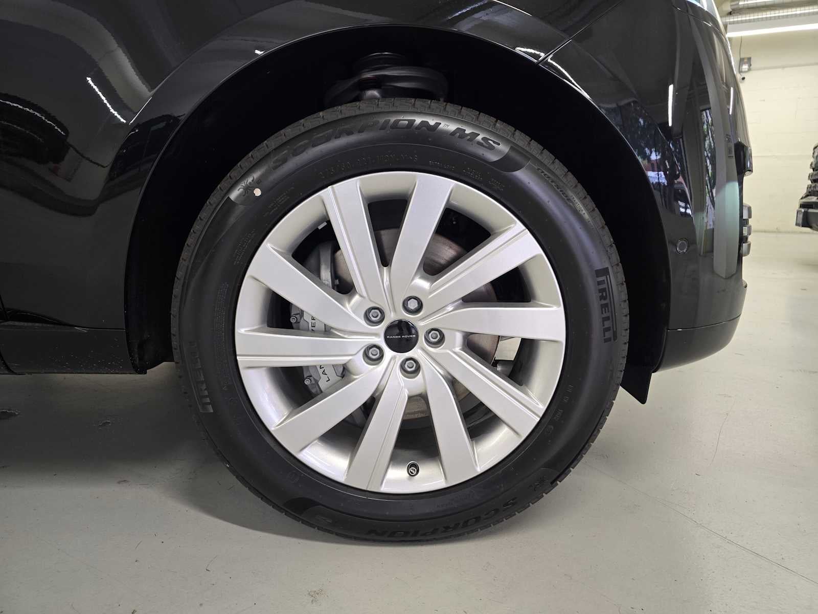 2026 Land Rover Range Rover SE