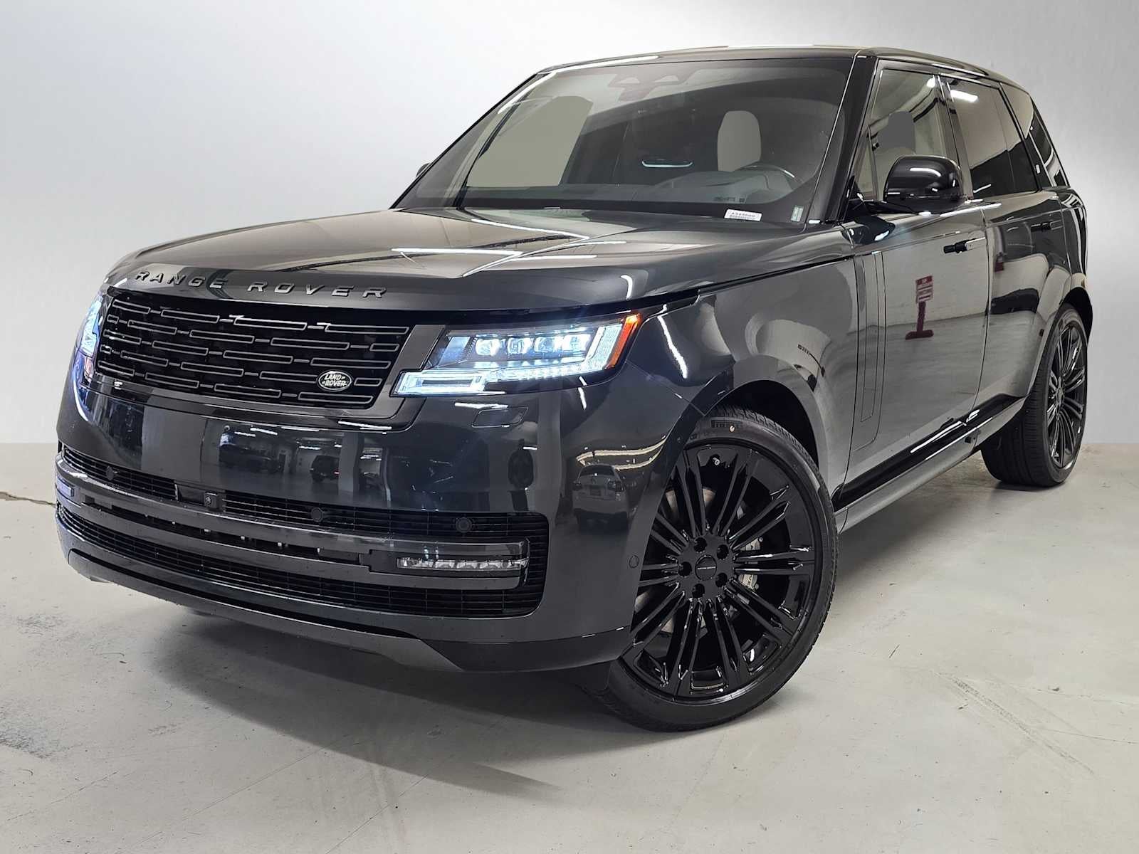 2026 Land Rover Range Rover SE