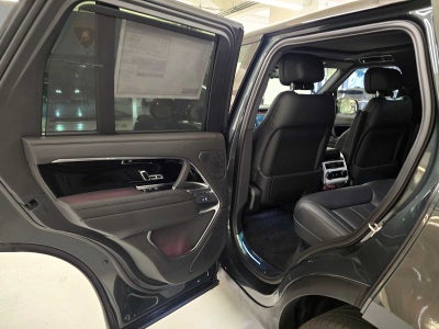 2026 Land Rover Range Rover SE