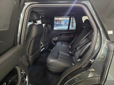 2026 Land Rover Range Rover SE