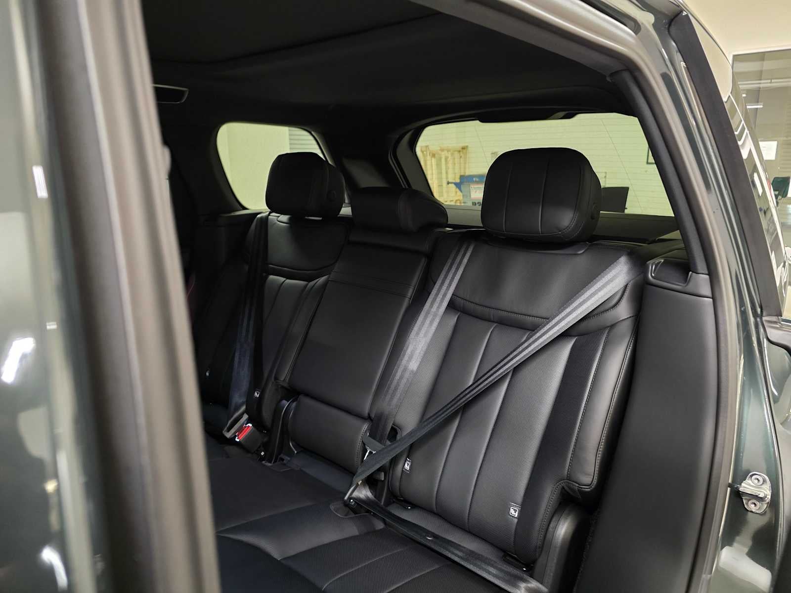 2026 Land Rover Range Rover SE