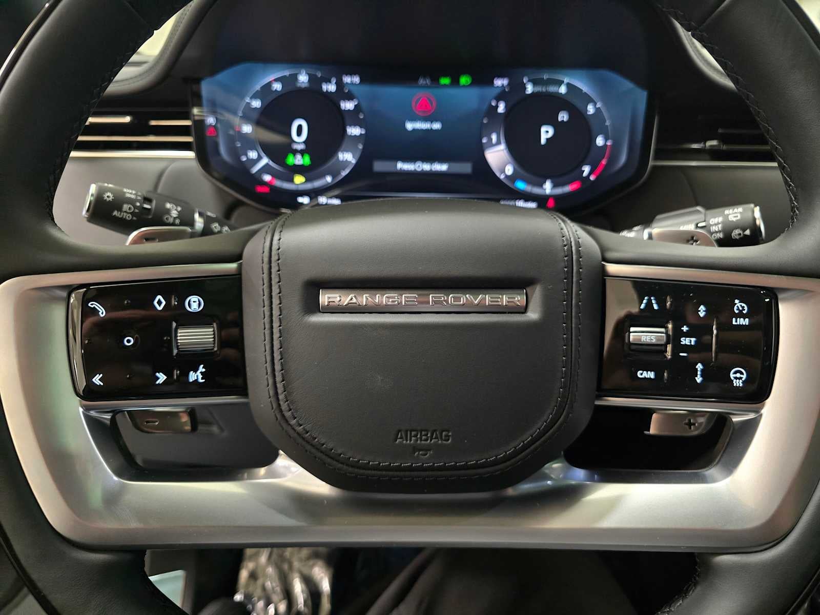 2026 Land Rover Range Rover SE