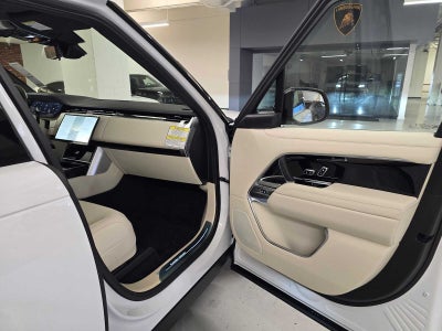 2026 Land Rover Range Rover SE