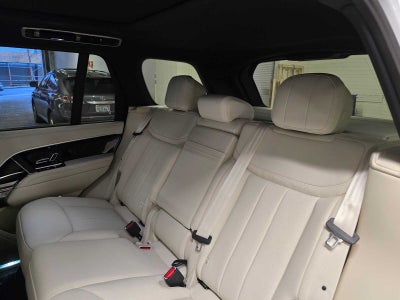 2026 Land Rover Range Rover SE