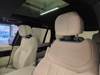 2026 Land Rover Range Rover SE